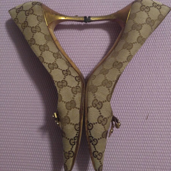 ... - Picture 5 of 8